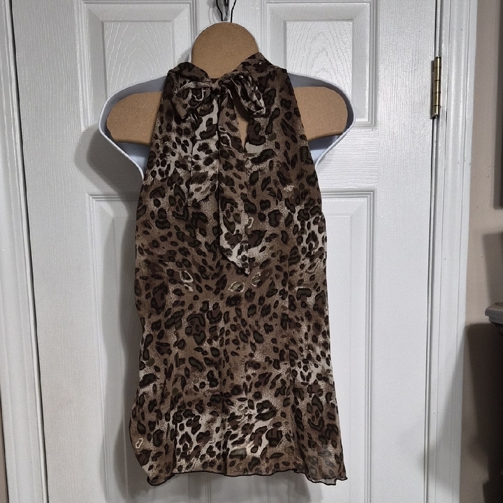 Brown Leopard Print Ruffle Blouse With Tie Back. Size L - Picture 6 of 9